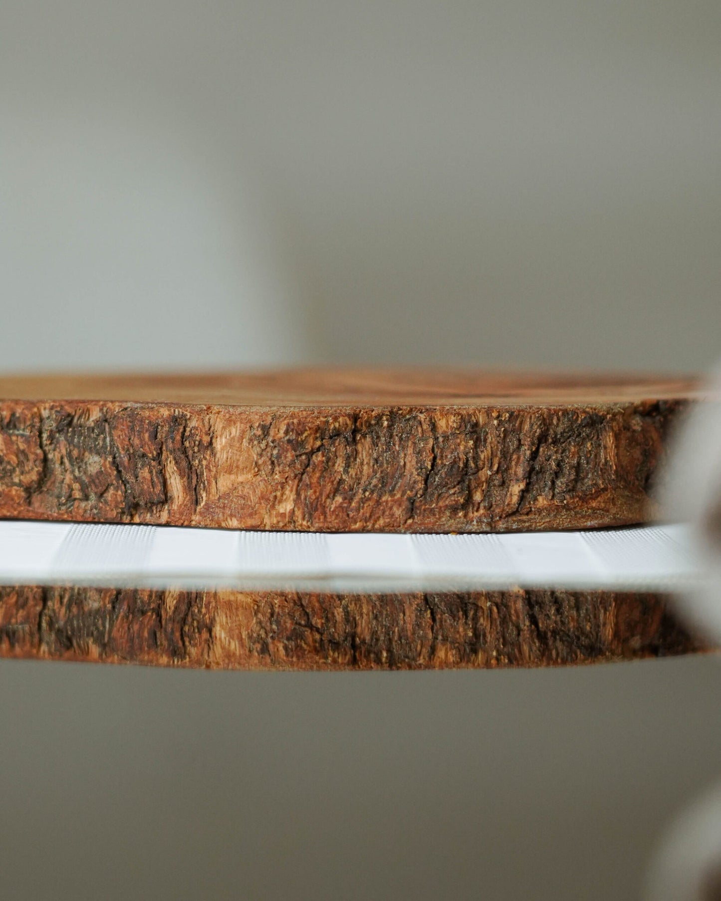 WOOD CUTTING BOARD