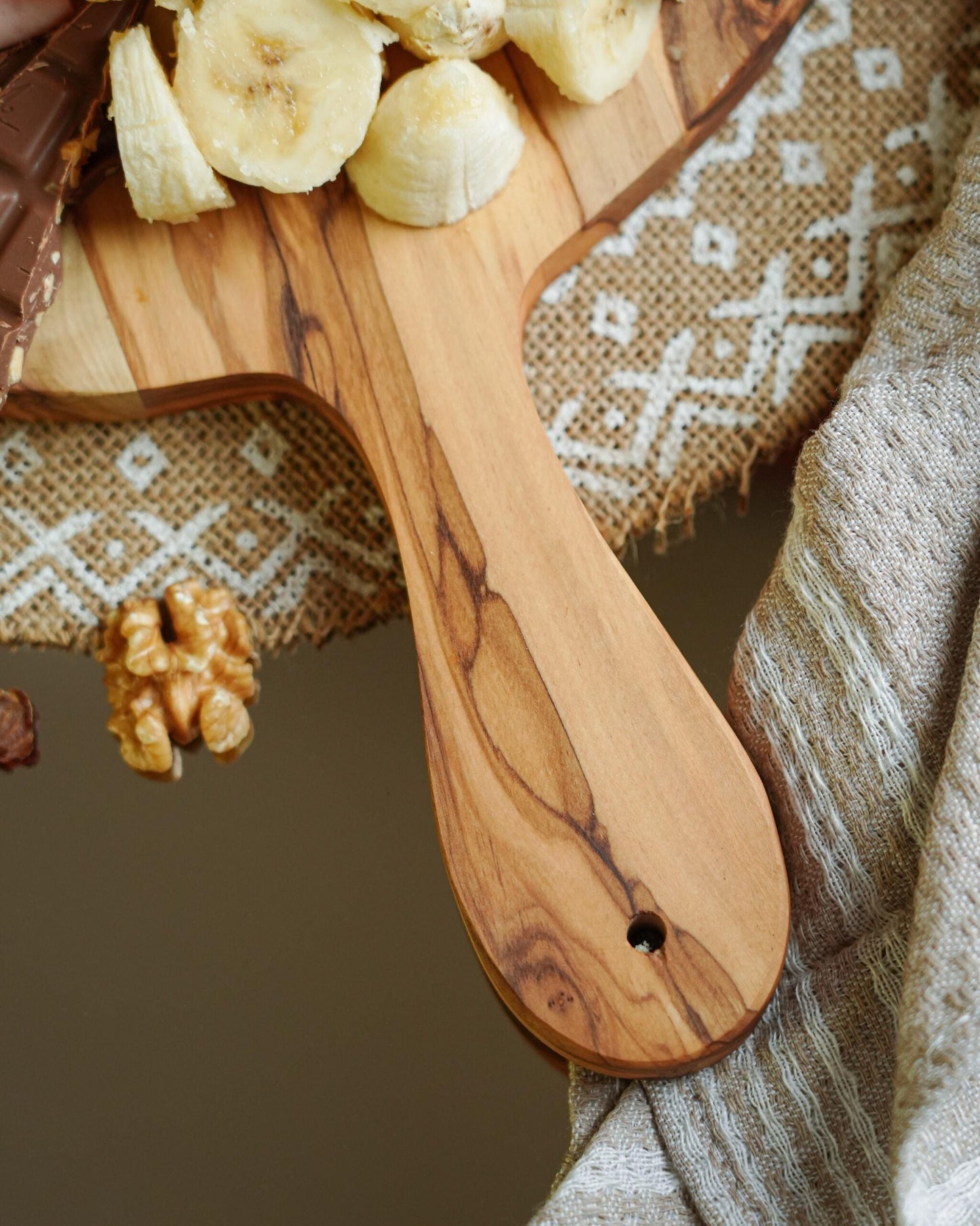 Handcrafted Olive Wood Cutting Board β Rustic & Elegant Kitchen Essential