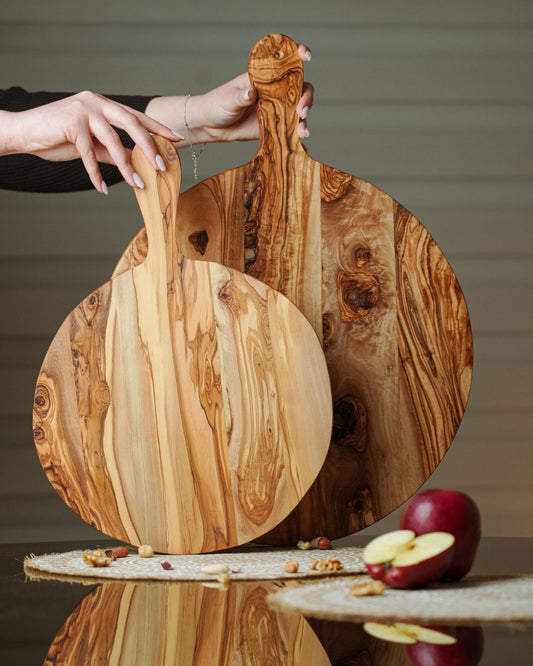 Handcrafted Olive Wood Cutting Board – Rustic & Elegant Kitchen Essential